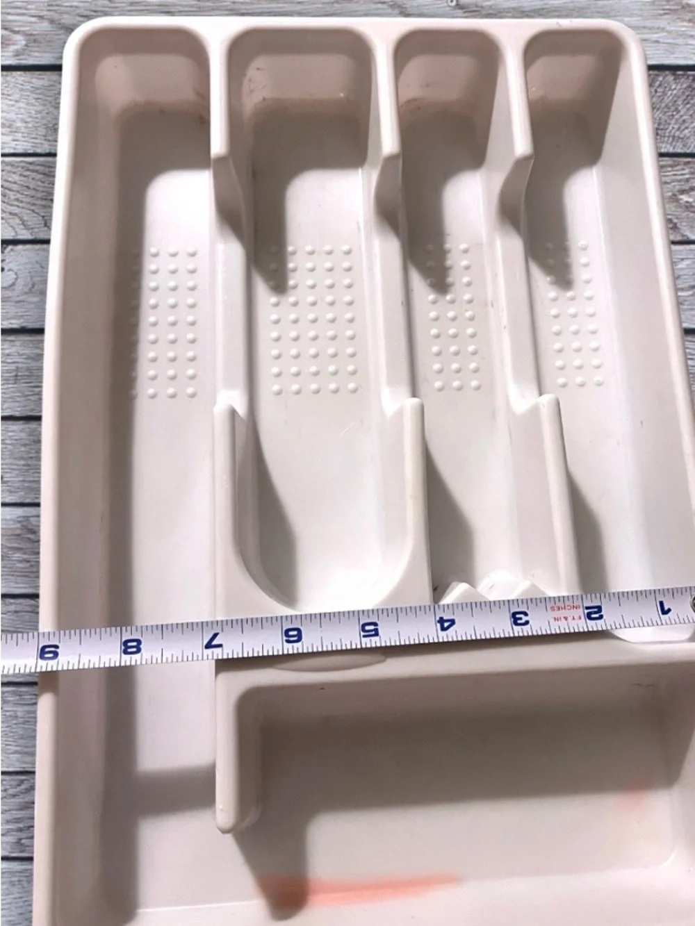 Rubbermaid cutlery trays